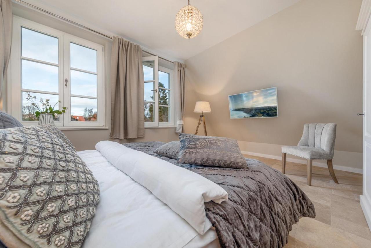 Traumhaus Unter Reet Appartement Zingst Buitenkant foto