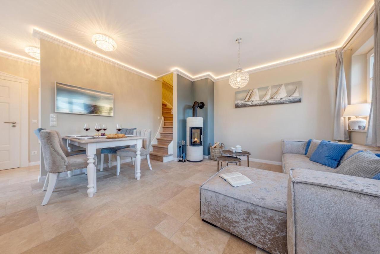 Traumhaus Unter Reet Appartement Zingst Buitenkant foto