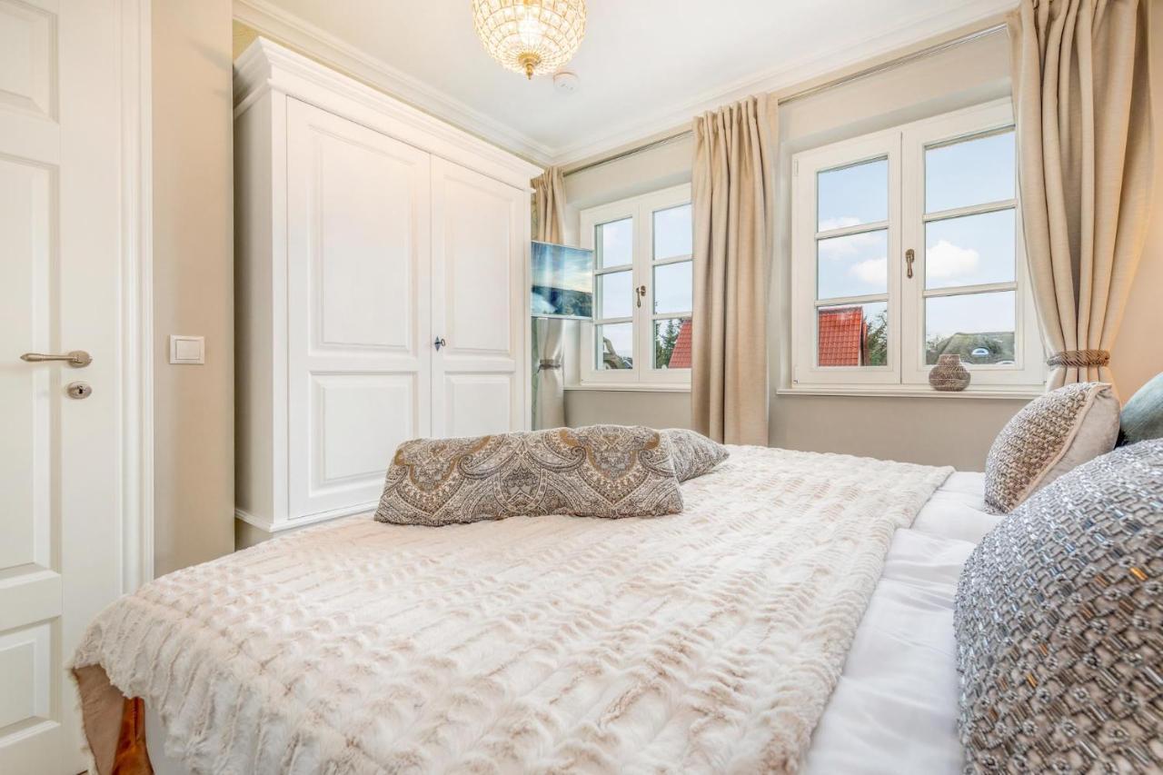 Traumhaus Unter Reet Appartement Zingst Buitenkant foto